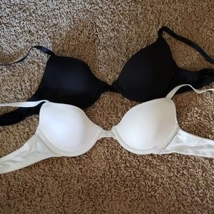 2 tshirt bras